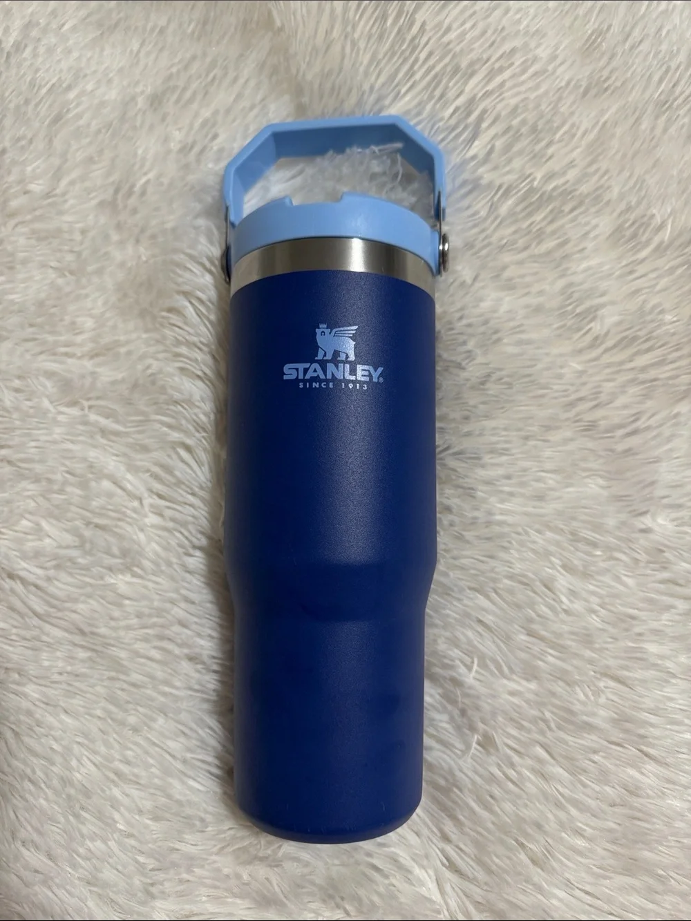 Stanley The IceFlow™ Flip Straw Tumbler | 30 OZ in Lapis Blue - Picture 8 of 16